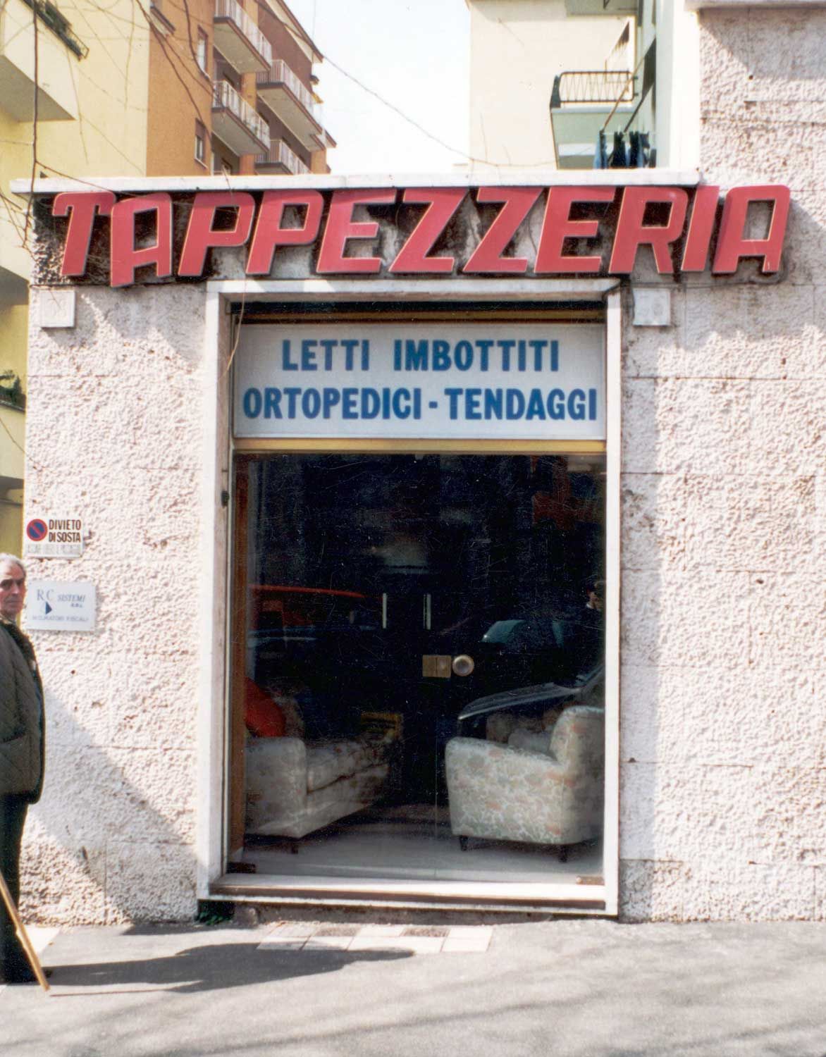 il negozio negli anni '90